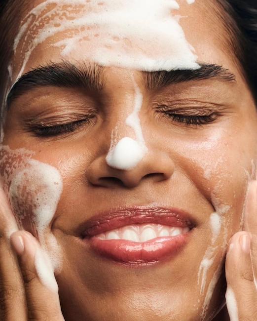 محصولات مراقبتی پوست